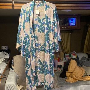 Free People intimate kimono